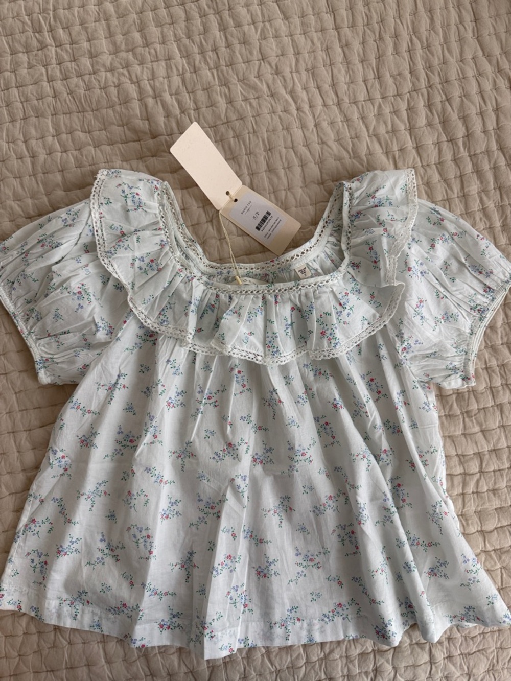 Doen Cottage Grove White Floral Silvie Top